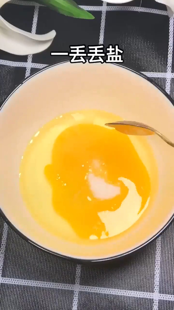 美味火腿煎蛋怎么做