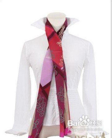 小方丝巾的系法及图解之内外结