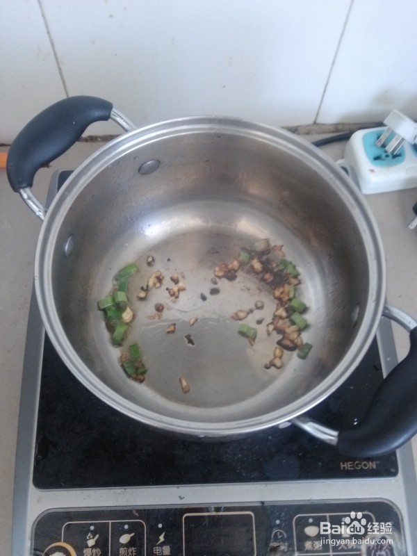 泡菜豆腐鲜蔬锅的做法