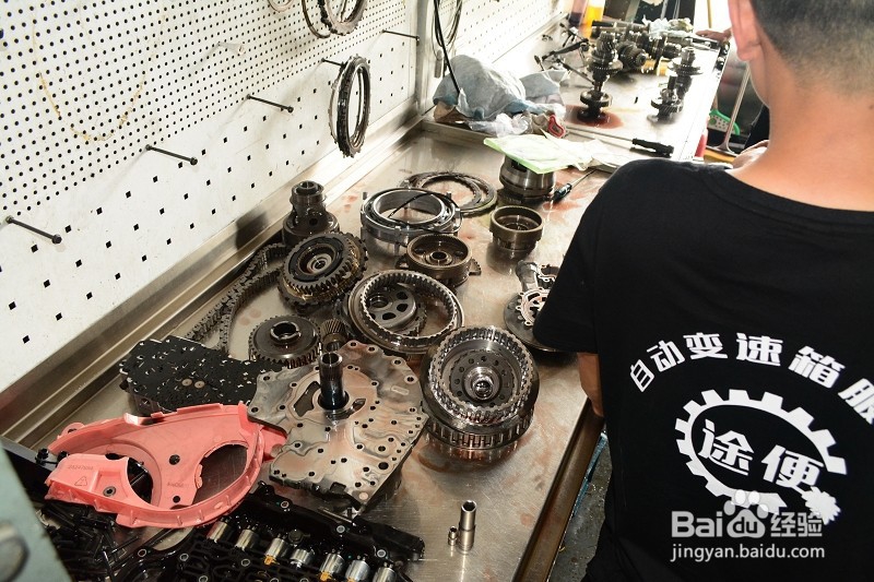 别克GL8变速箱故障，挂挡不走，顿挫，这里坏了