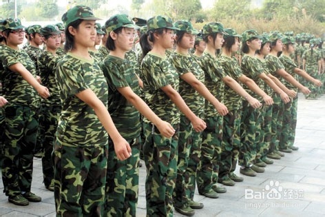 大学军训应该做些什么？