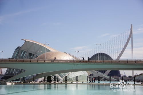 环氧沥青钢桥面铺装结构设计的简单了解