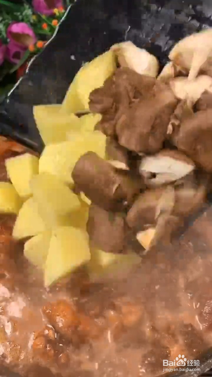 超级好吃又下饭的黄焖鸡在家如何制作