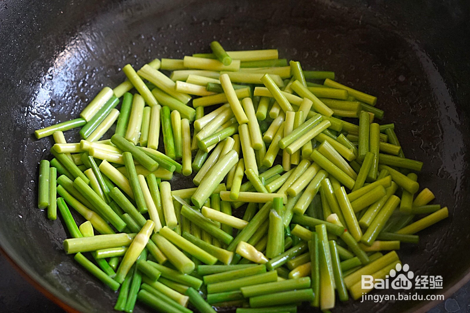 海带炒蒜苗的做法