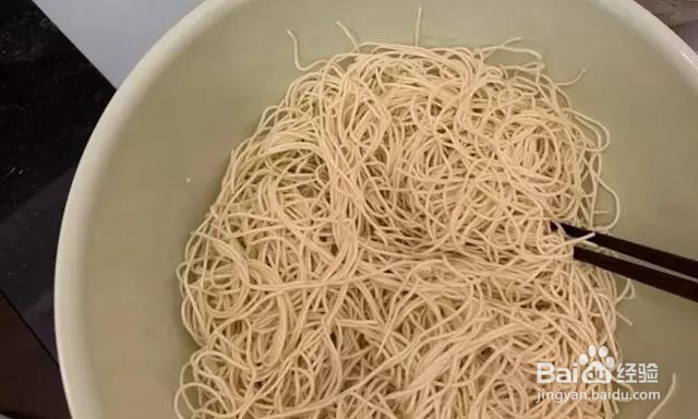 豆角焖面这样做才好吃,出锅之前加了它更香!