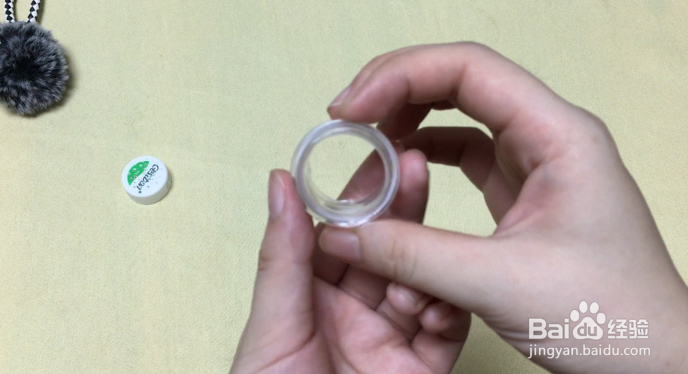 水龙头上套个塑料瓶盖,这个妙用很多人没想到