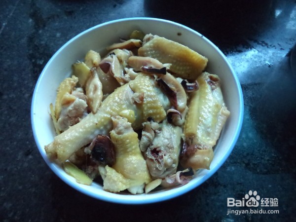 如何制作墨鱼蒸土鸡