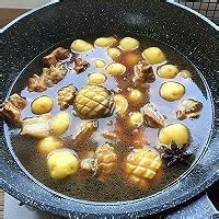 鲍鱼排骨炖小土豆的做法