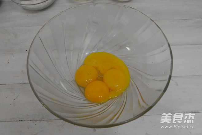 竹炭三明治的做法