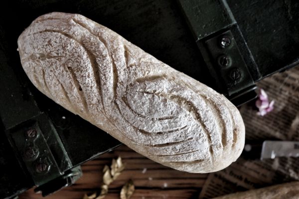 全麦油葱酥软欧面包