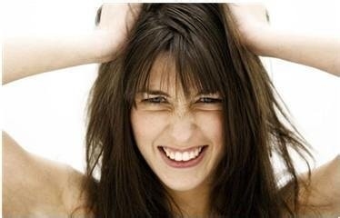 轻松按摩，摆脱头屑的困扰