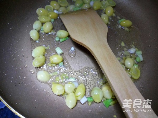 白果烩鲜蔬的做法