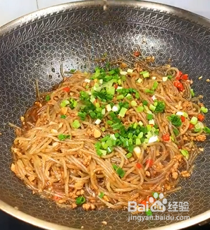 如何炒出超级下饭的肉末粉条