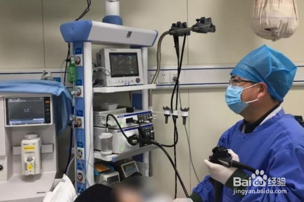 鸡爪骨头卡在喉咙怎么办