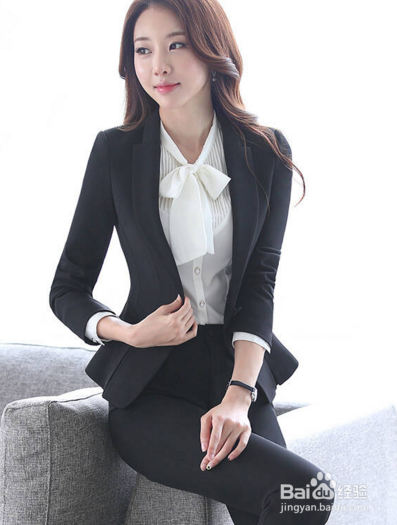 不会穿搭的女生怎样选择服装