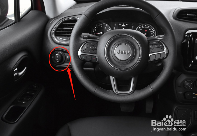 Jeep自由侠汽车雾灯如何使用