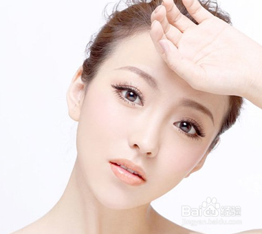 护肤在于“清洁”美白在于“保湿”皮肤水嘟嘟