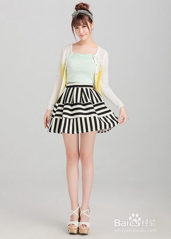 学模特美腿秀出来