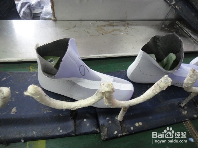 防水户外鞋是怎样做到防水的