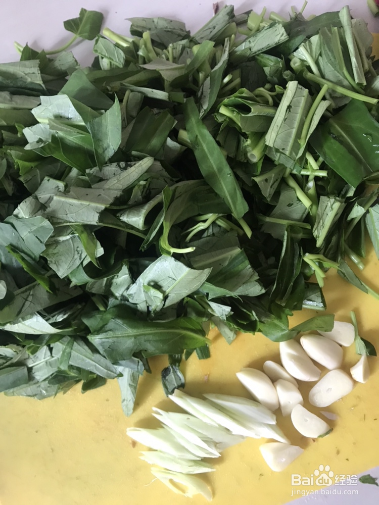 怎么吃都不腻的清炒空心菜