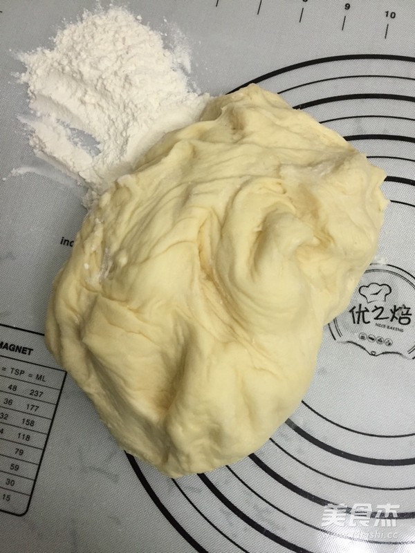 花朵面包的做法