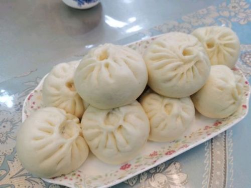 碱蓬菜发面包子