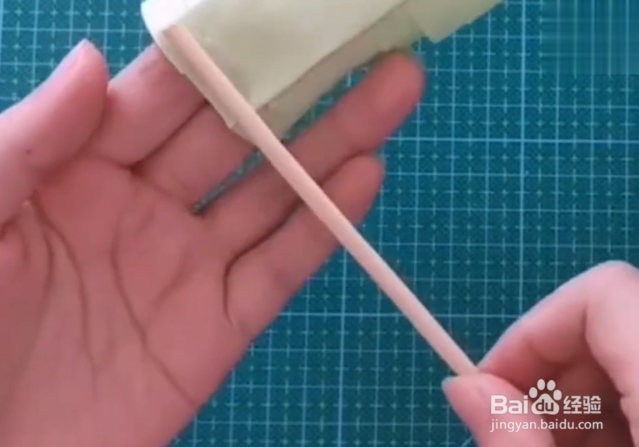 如何制作会走的毛毛虫