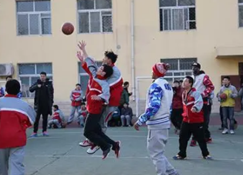 发言稿《我想当体育委员》300字