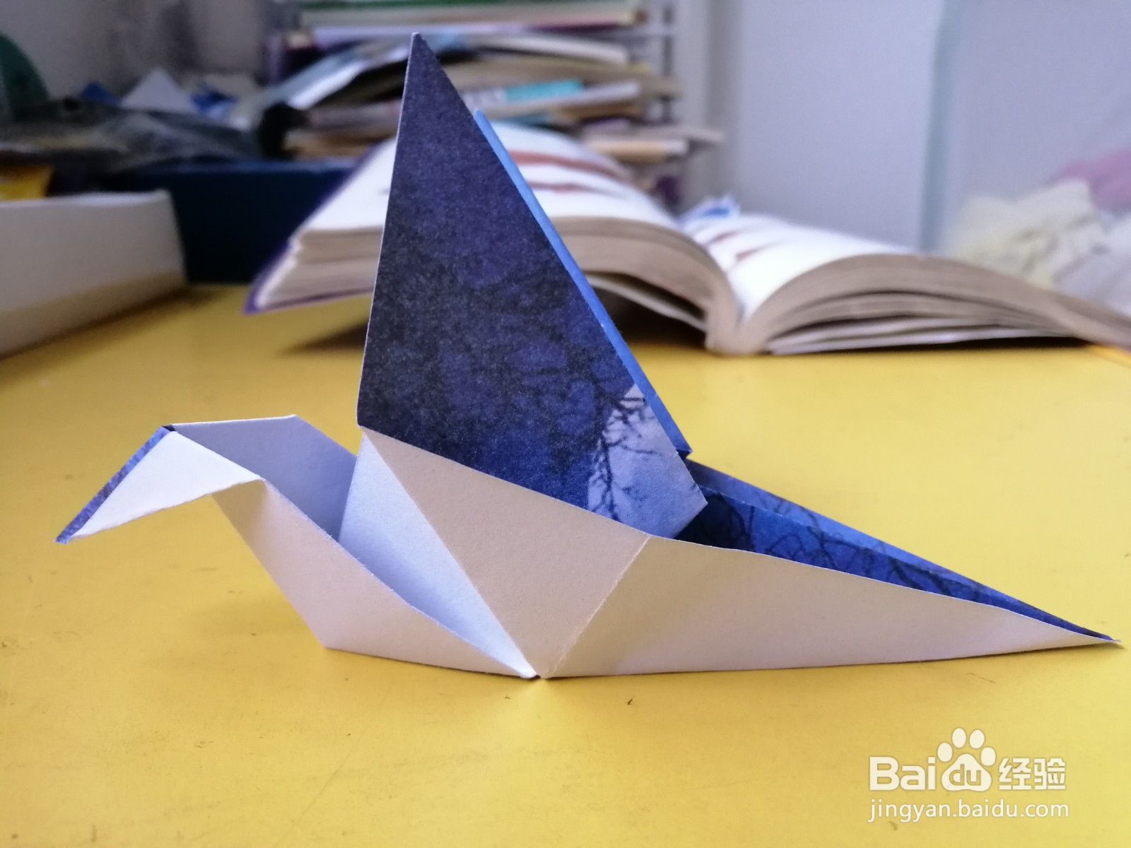 手工折纸：【13】振翅的小鸟的折法