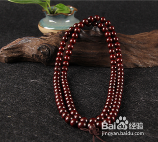 小叶紫檀佛珠手链 小叶紫檀佛珠手链的养生秘密