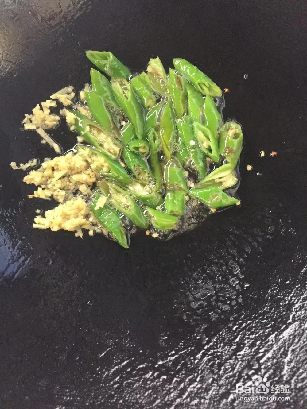极味家常菜：蒜苔炒肉末