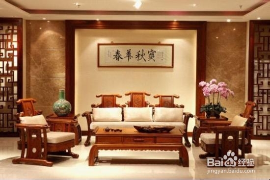 红木家具在室内摆放的时应注意些什么？