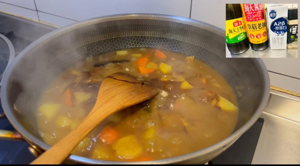 咖喱土豆炖牛肉