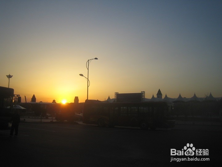 <b>怎样在穿梭车流中跟踪拍夕阳</b>