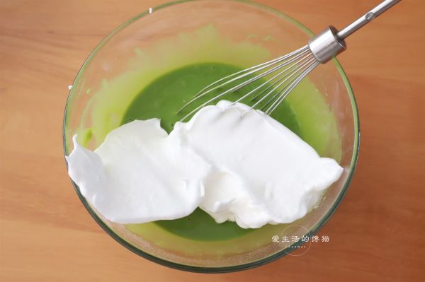 开心果杨梅奶油卷