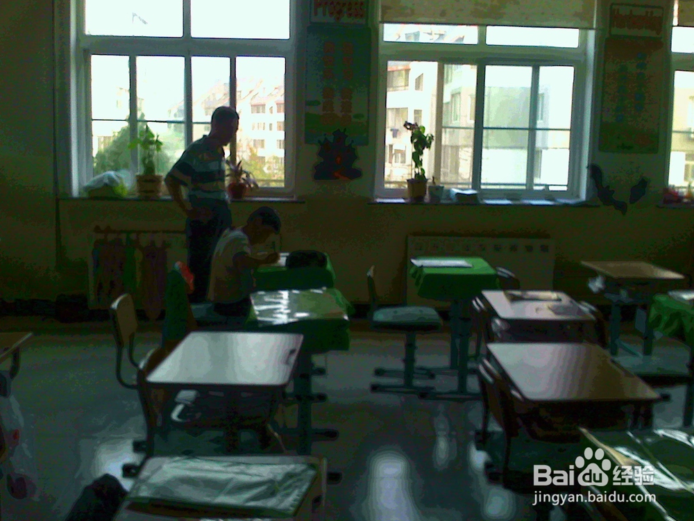 老年人怎样引导住校二年级孩子写周记