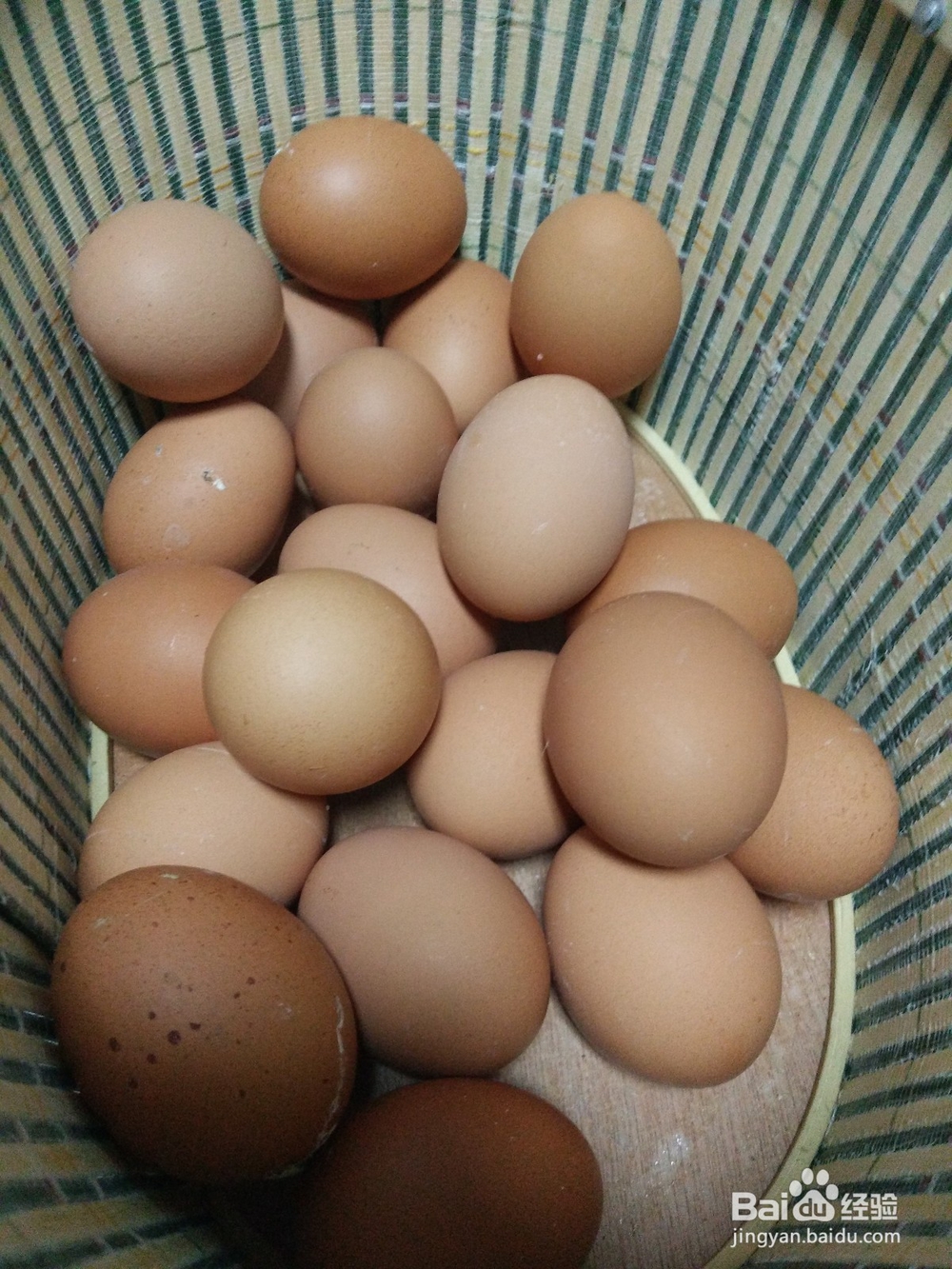 水煮鸡蛋不爆壳不粘壳的技巧