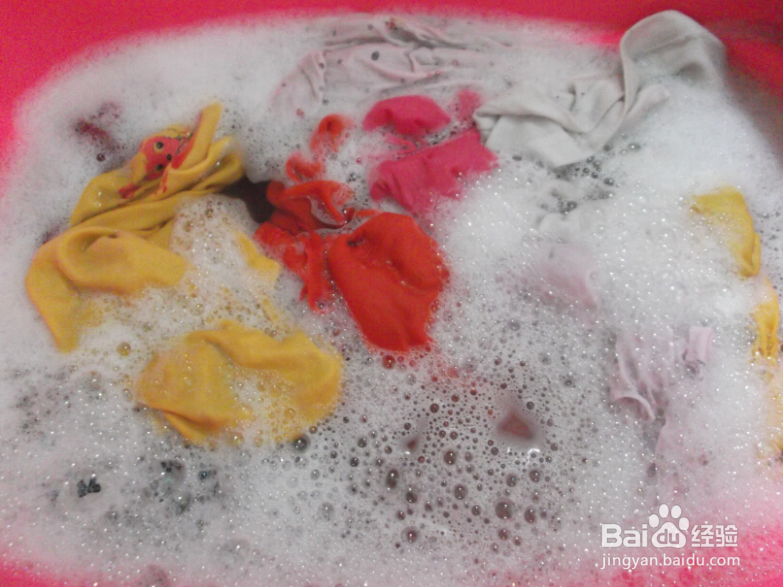 衣服染色了怎么能洗干净