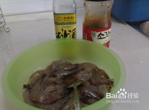 皮脆肉嫩的油闷大虾怎么做
