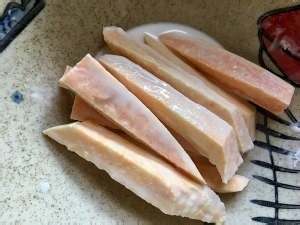 甘梅地瓜的做法