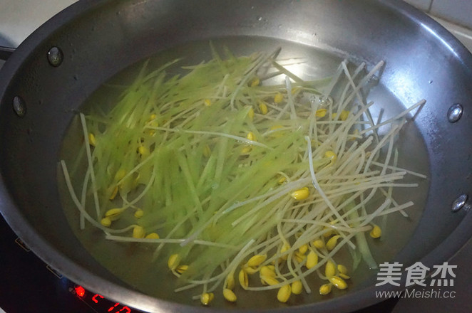 香辣拌面的做法