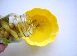 野山椒泡凤爪怎么做？家常做法详细教程~