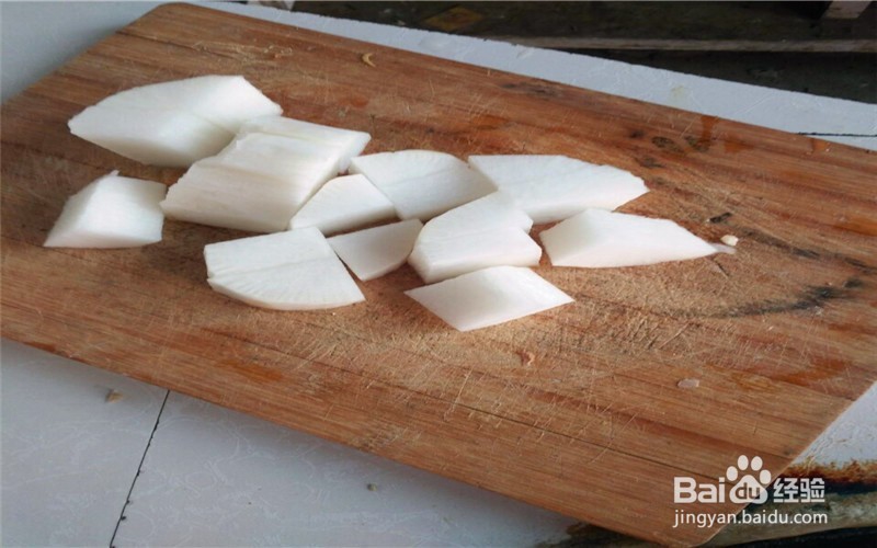 排骨炖萝卜的简单做法