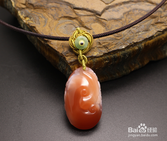 南红玛瑙的鉴别和保养