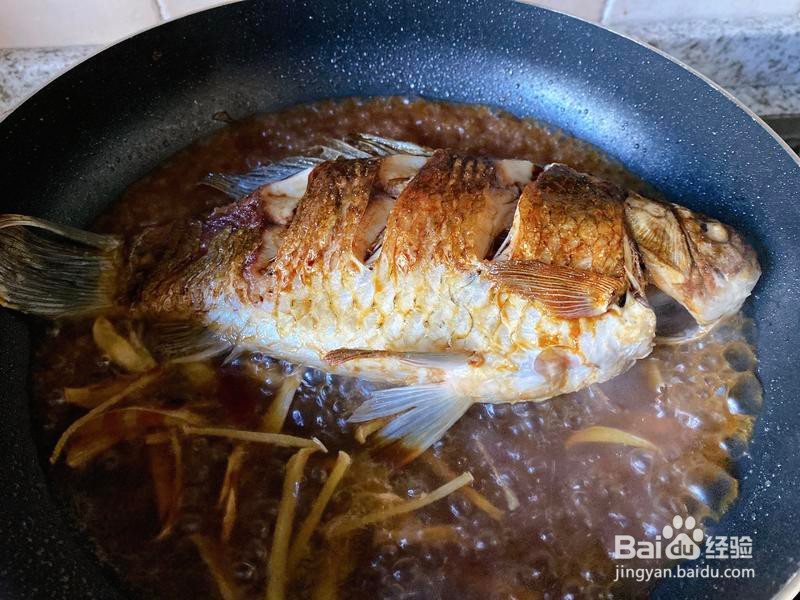 年夜饭系列菜：红烧鲫鱼的做法