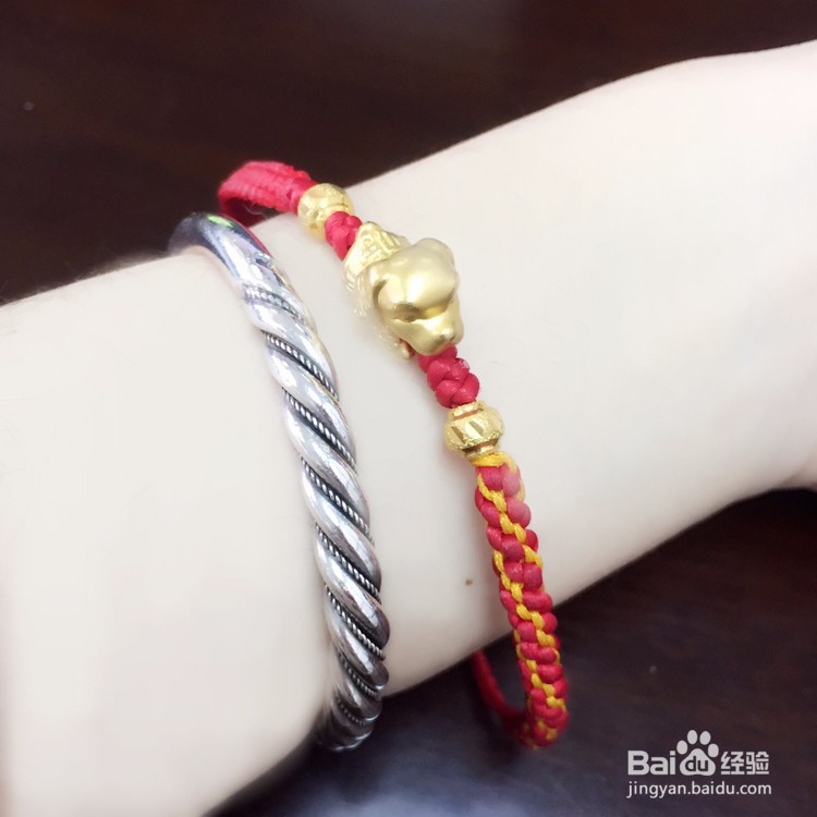 小狮子手链怎样戴好看