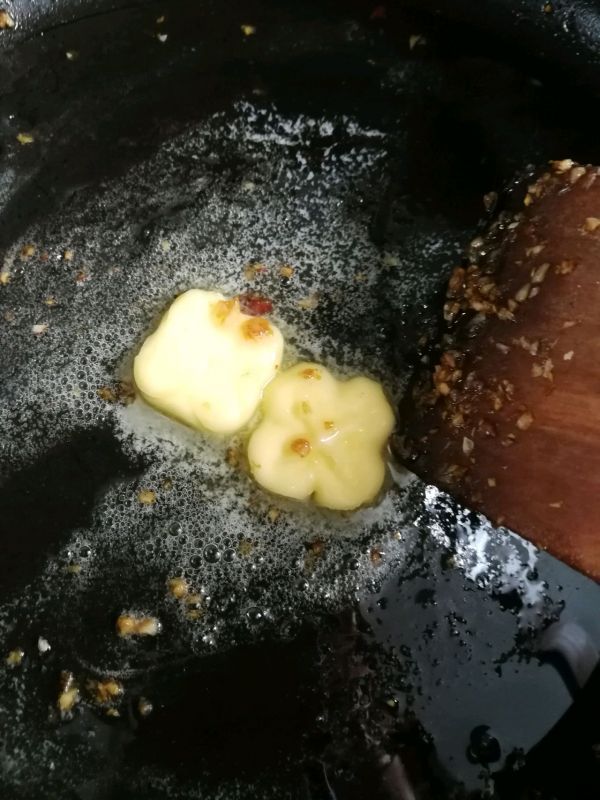 黑椒牛肉粒焖杏鲍菇