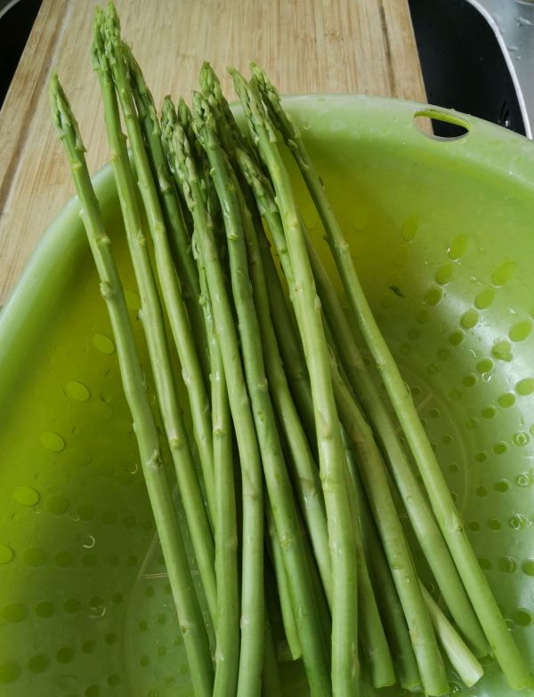 蚝油芦笋辣子鸡丁