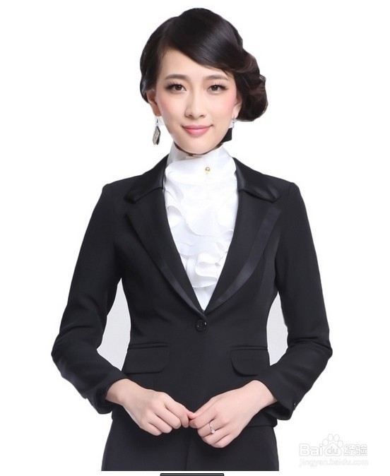 生活篇之衣物穿用：[3]女士西装穿着