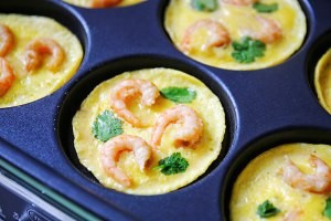 教你制作美味的麻辣北极虾蛋饼